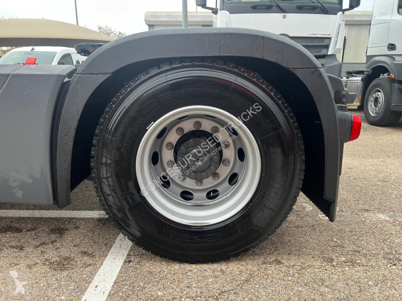 جرار Mercedes  1848 LS