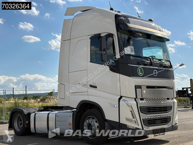 جرار Volvo FH 460 4X2 Globetrotter XL Mega 2x...