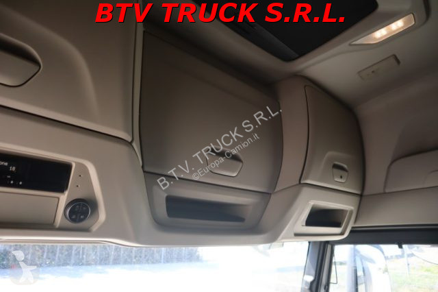 جرار Iveco TATTORE STRADALE EURO 6