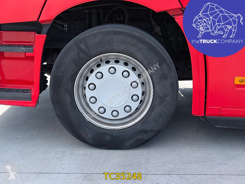 جرار Renault T 480