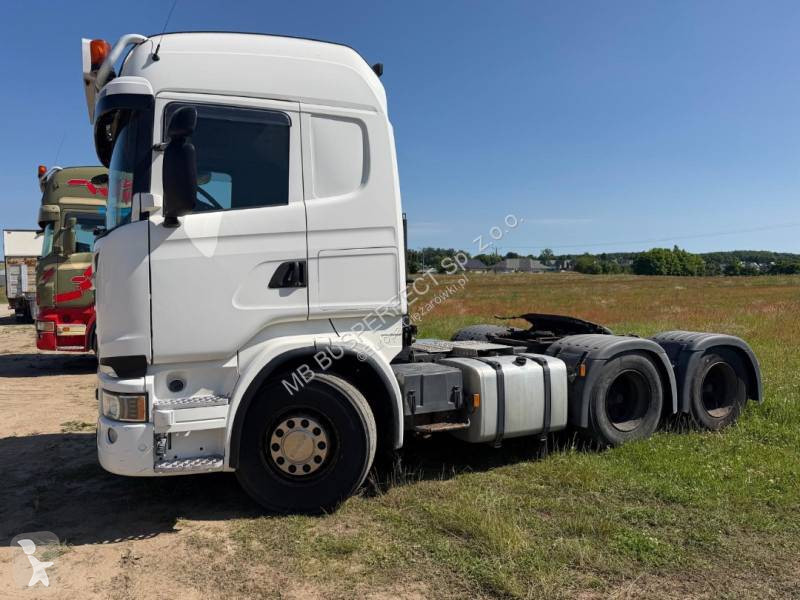 Влекач Scania