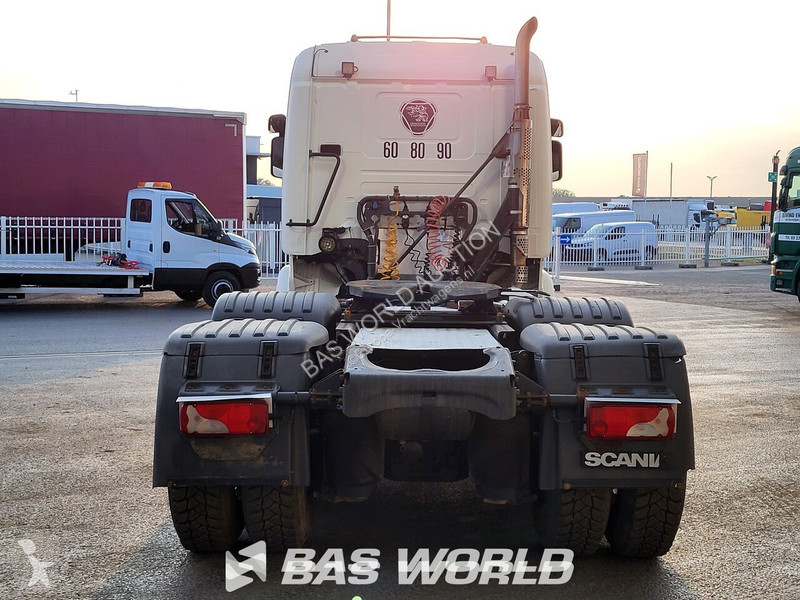Cap tractor Scania 580