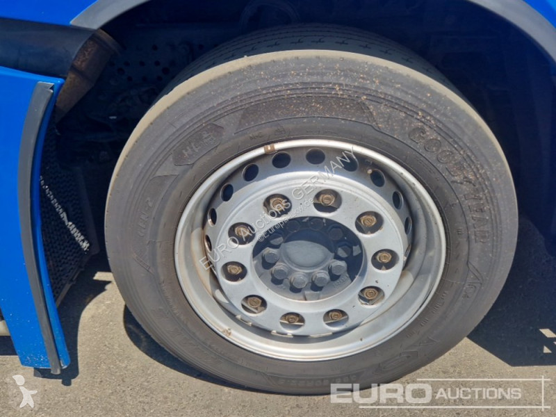 جرار Mercedes ACTROS 1845