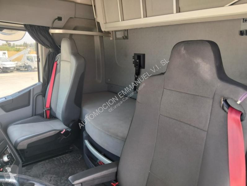 Traktor Renault 460 X ROAD TSeries