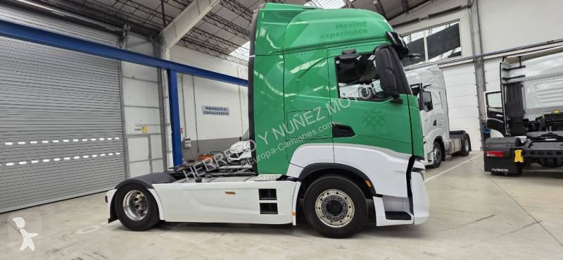 جرار Iveco