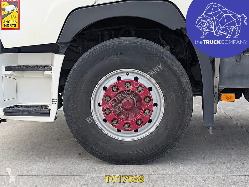 جرار Renault T 480