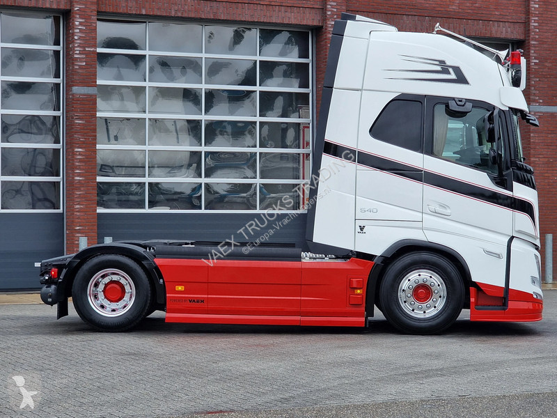 جرار Volvo Aero Globetrotter XL 4x2 - New -...