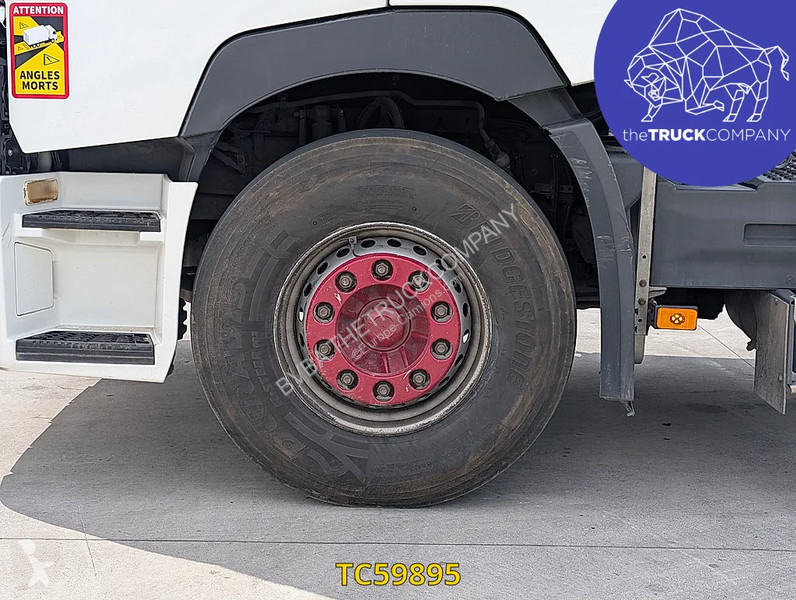 جرار Renault T 480