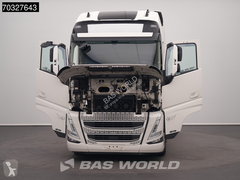 جرار Volvo FH 460 4X2 XL 2xTanks VEB+...