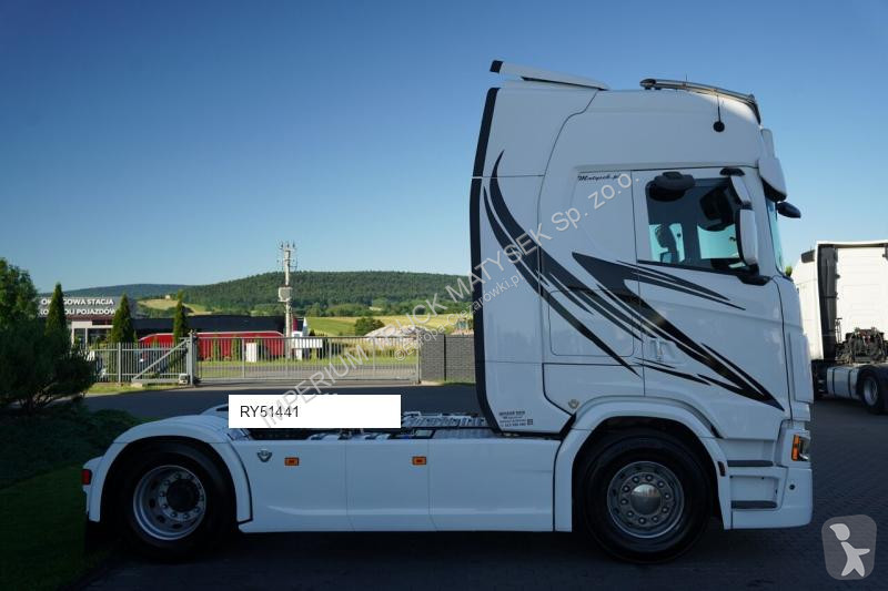 جرار Scania S 580