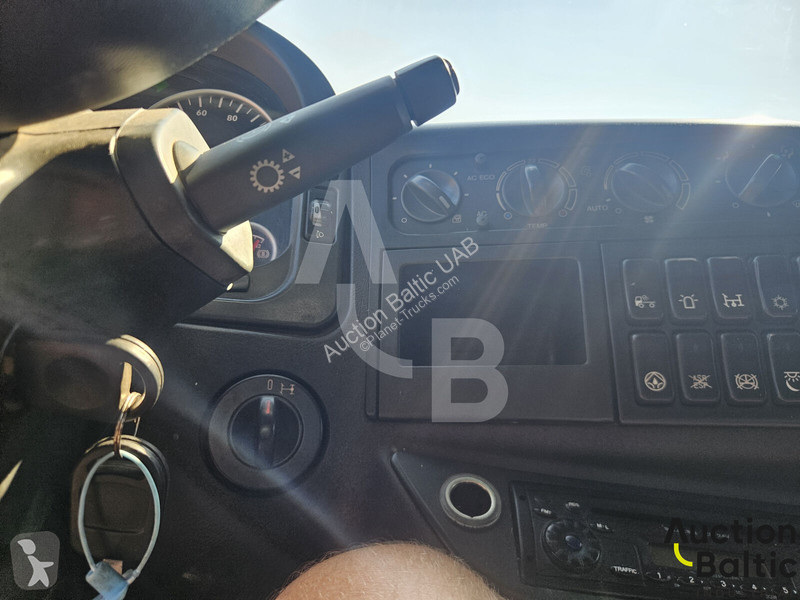 جرار MAN 18.440