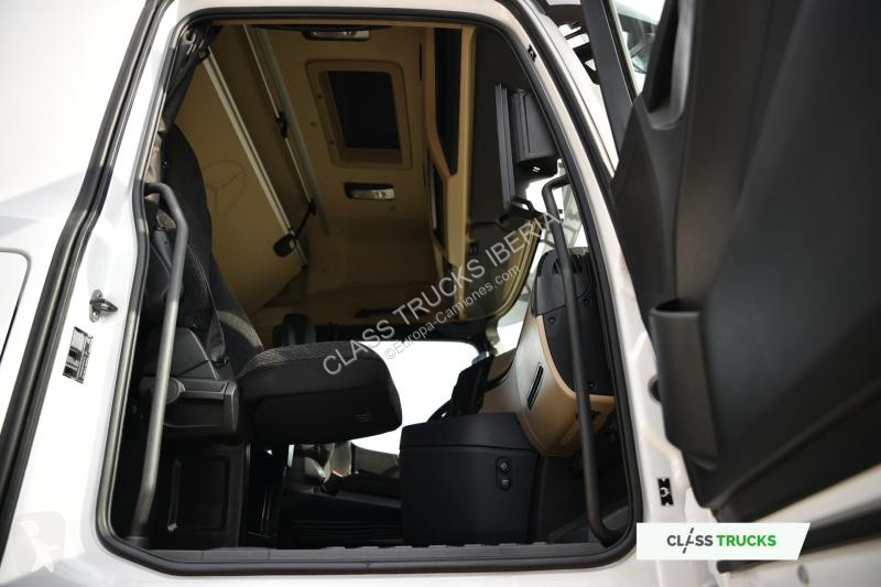 جرار Mercedes 5 1845 BigSpace MirrorCam