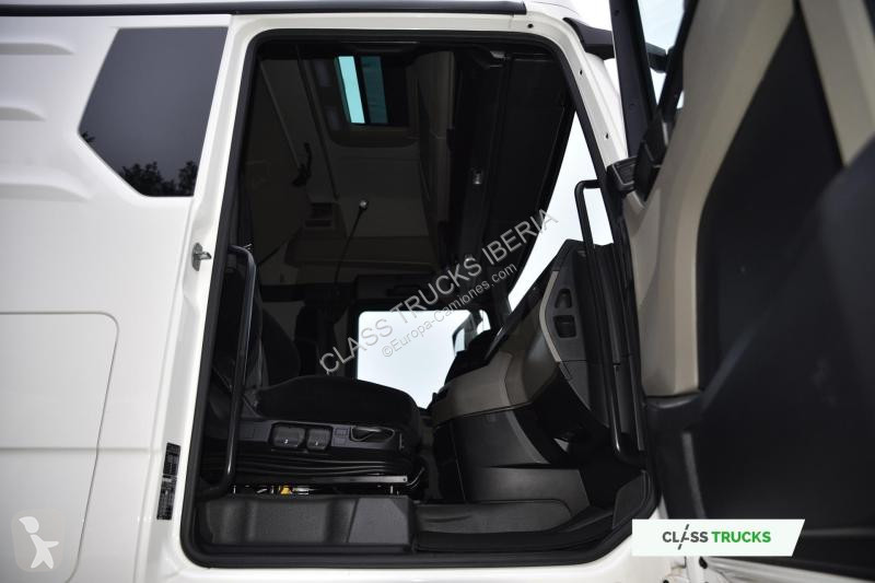 جرار MAN TGX GX Adaptive Cruise Control