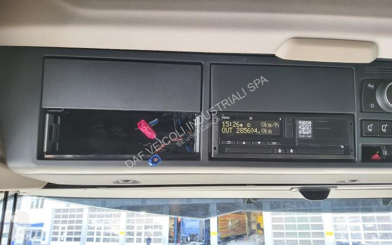 جرار DAF XG  FT 4X2