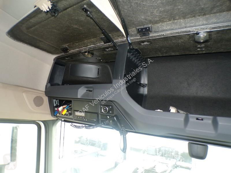 جرار DAF XG  FT 4X2