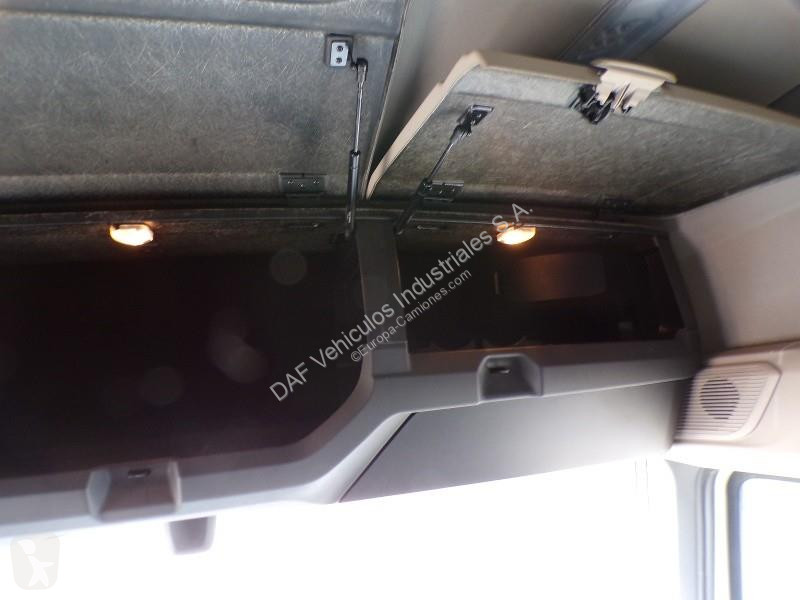 جرار DAF XG  FT 4X2