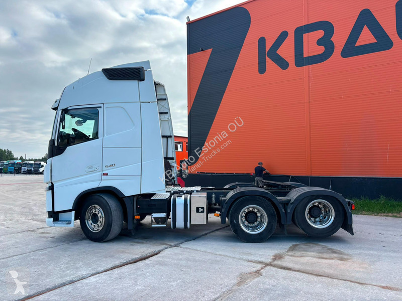 جرار Volvo 6x2 GLOBE XL / DOUBLE BOGIE