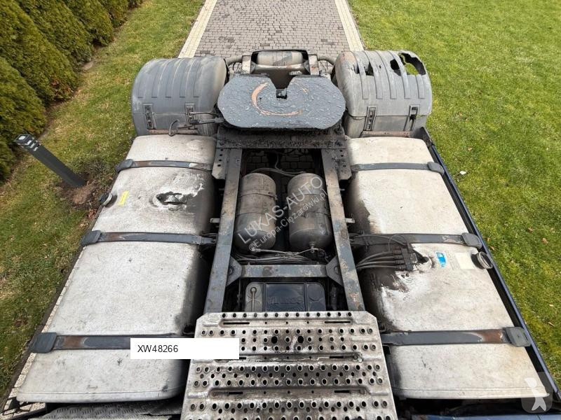 Scania R420 tractor unit