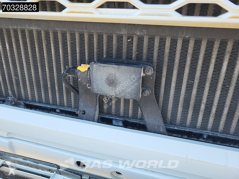 جرار Volvo 500 4X2 Low Cab! VEB+ Hydraulic
