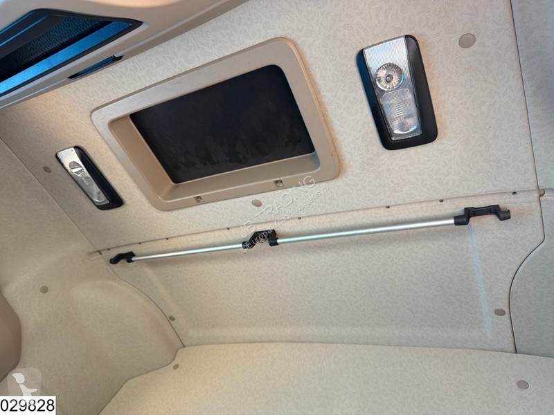 جرار Mercedes 1845 EURO 6d