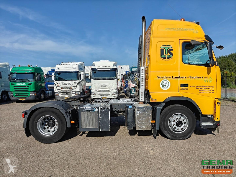 جرار Volvo 420 4x2 GlobeTrotter Euro5 -...