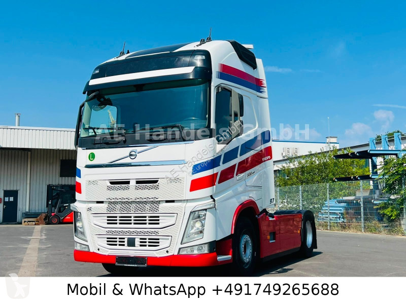 جرار Volvo 500 GlobeXL BL...