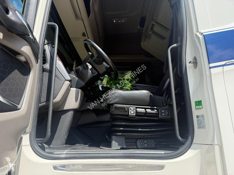 جرار Scania 520 full-air retarder