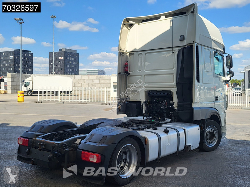 جرار DAF XF  XF 4X2 SSC Mega 2xTanks Standklima...