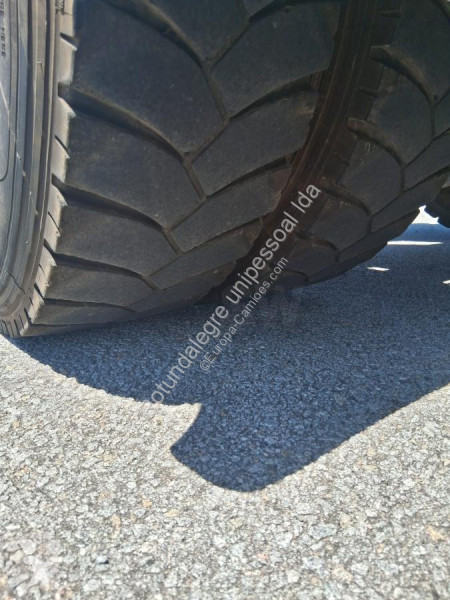 جرار Scania RETARDER + KIT BASCULANTE R