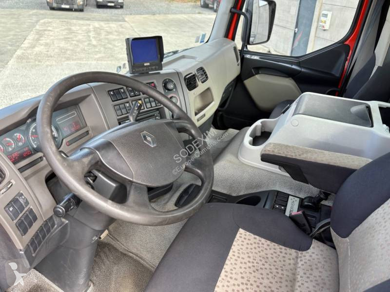 جرار Renault