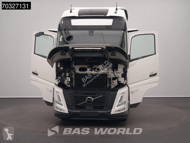 جرار Volvo 500 4X2 XL Aero TC 2x Tanks ACC APK...