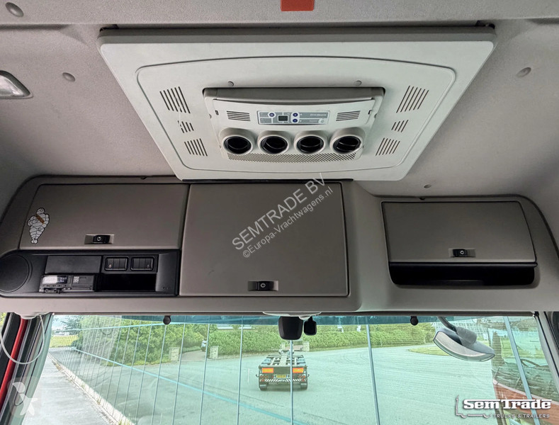 Trekker DAF 430 FT MX13 SPACE CAB PARK AIRCO...