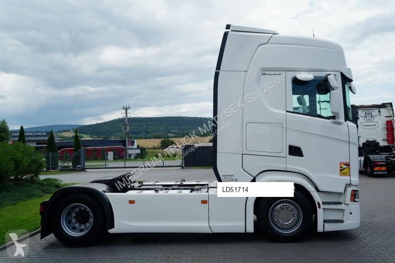 جرار Scania S 450