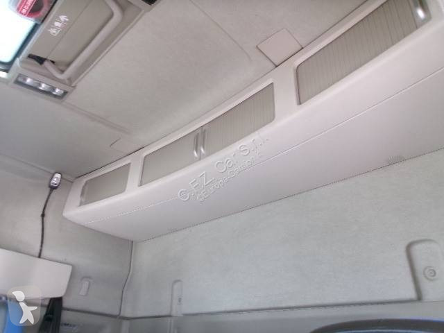 جرار Volvo