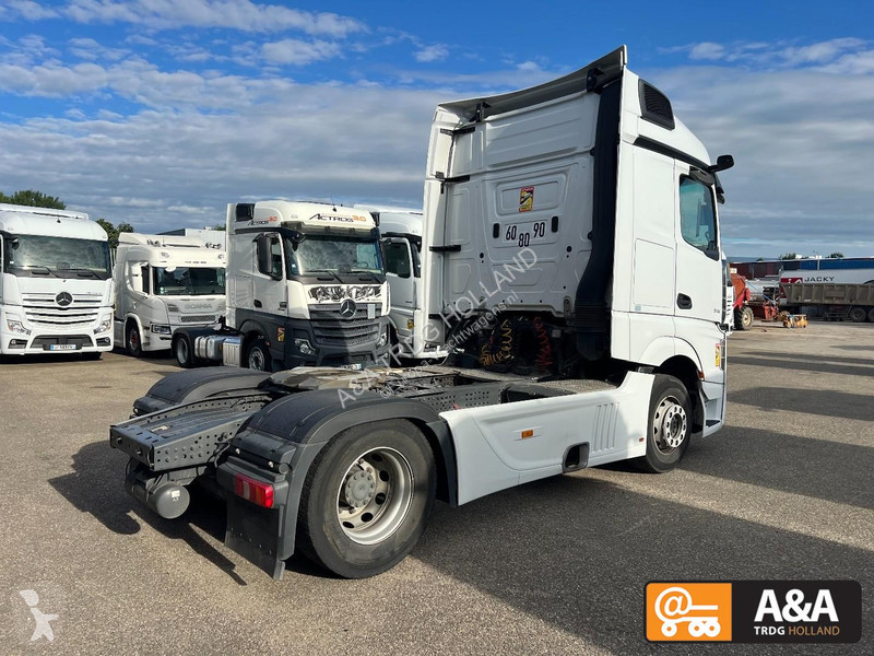 جرار Mercedes ACTROS 1845