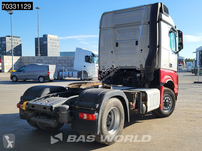 جرار Mercedes 1851 4X4 StreamSpace 4X4...