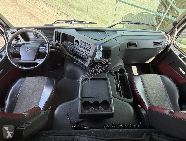 جرار Volvo FM 370 EURO 6 SPOILERS SMART TACHO...