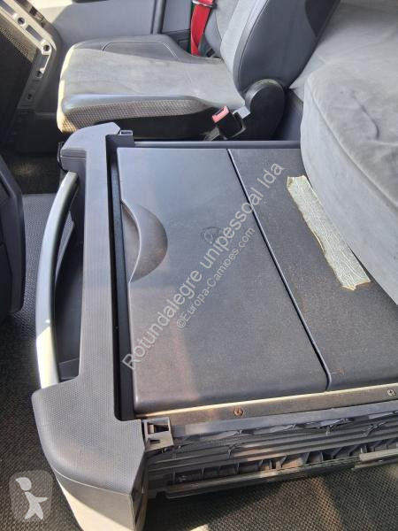 جرار Renault  T 460 RETARDER + KIT BASCULANTE