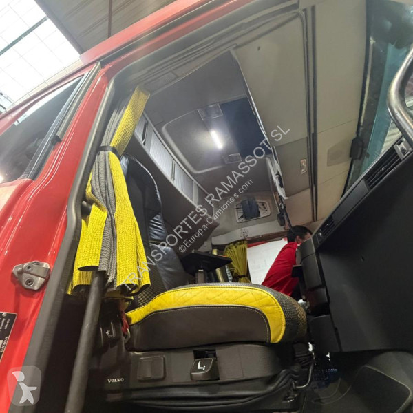 Traktor Volvo 650