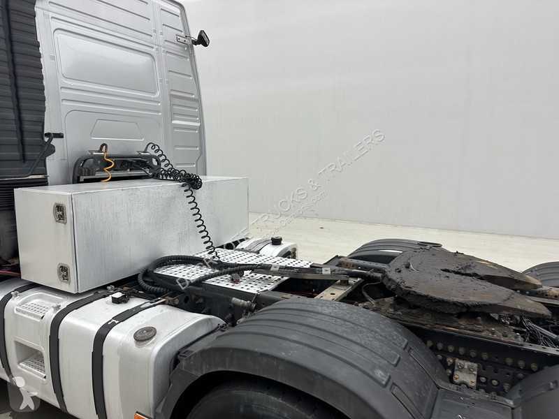 جرار Volvo 550 - 6x4