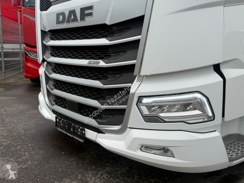 جرار DAF 530 FT Lowdeck/Mega Intarder