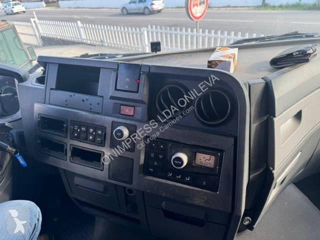 جرار Renault