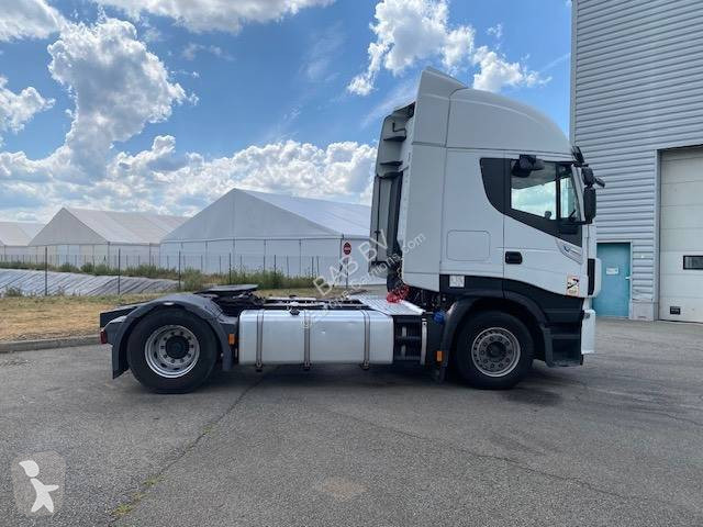 Iveco  tractor unit
