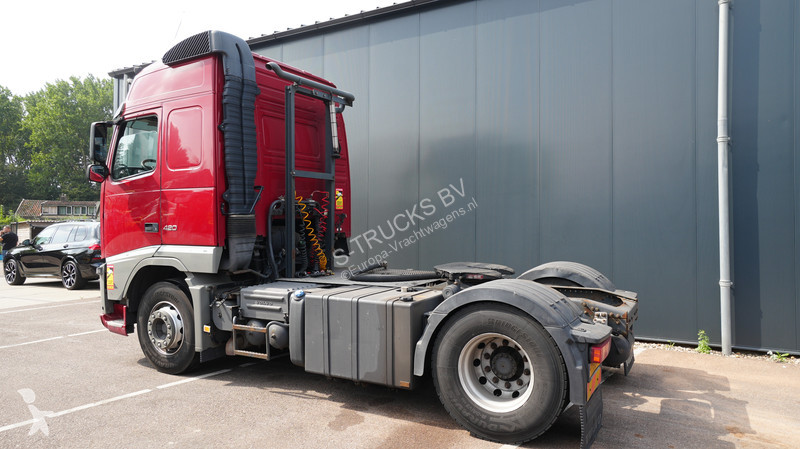 Trattore Stradale Volvo 420 ADR tractor unit...