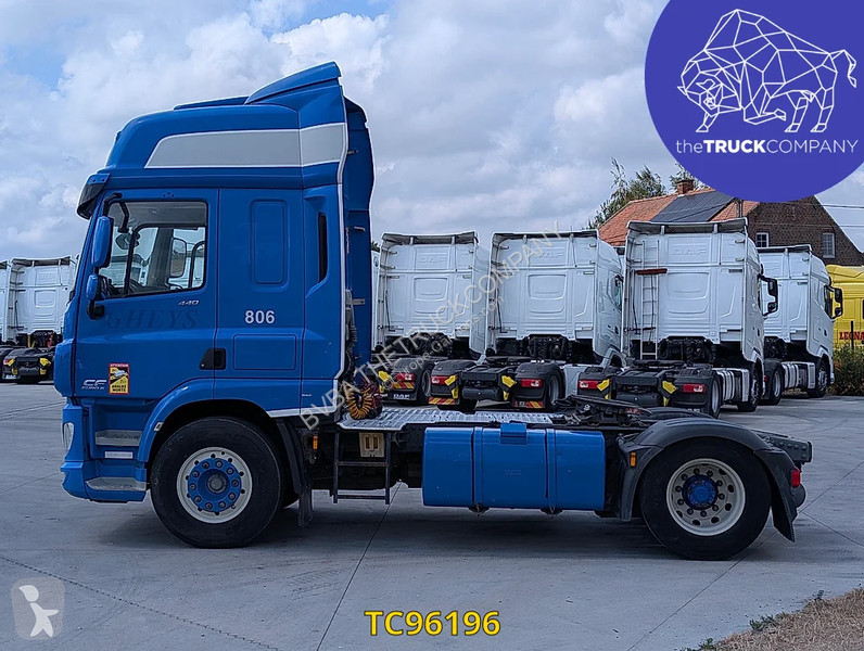 جرار DAF 440