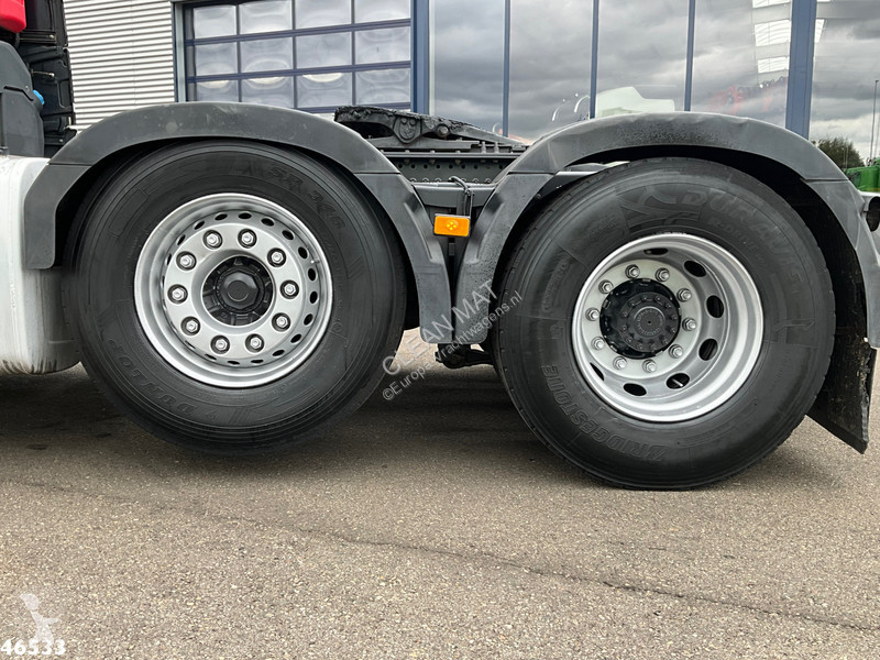 جرار Volvo 6x2 VEB+