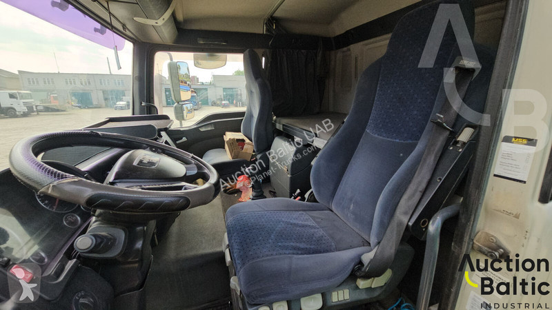 جرار MAN 18.440 4X4H BLS