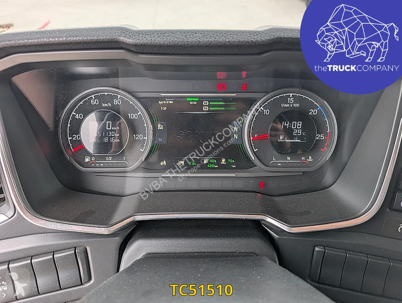جرار Scania 450