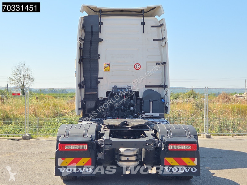 جرار Volvo FH 460 4X2 Globe Mega XL 2x Tanks...