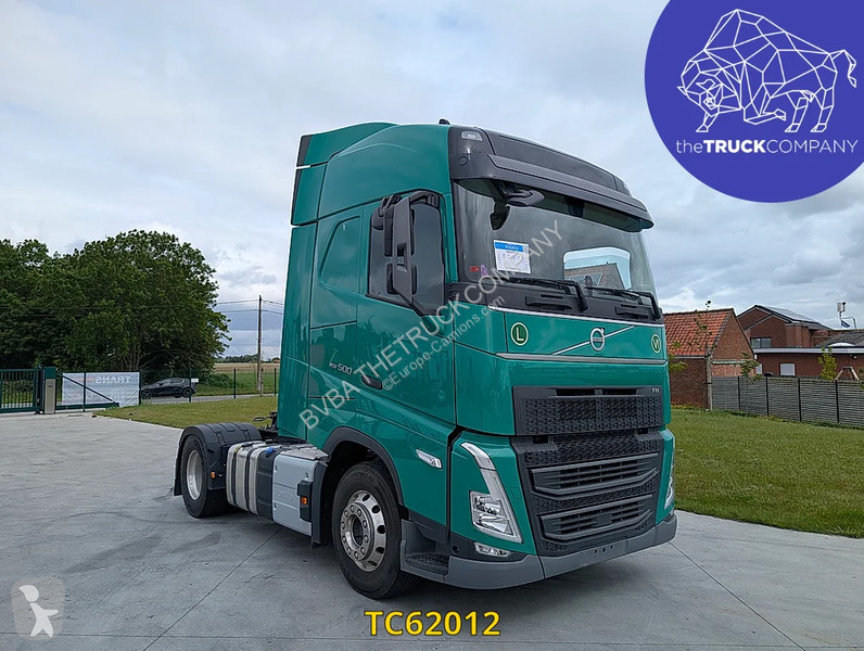 جرار Volvo 500